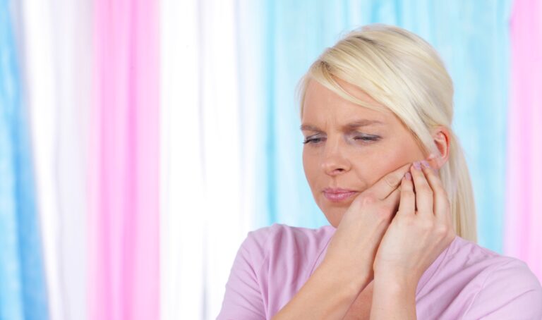 Understanding the Causes and Solutions of Tooth Pain